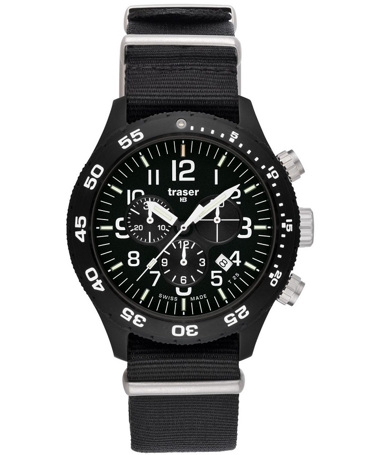 Traser H3 P67 Officer Pro Ρολόι Χρονογράφος Μπαταρίας με Μαύρο Υφασμάτινο Λουράκι 102355
