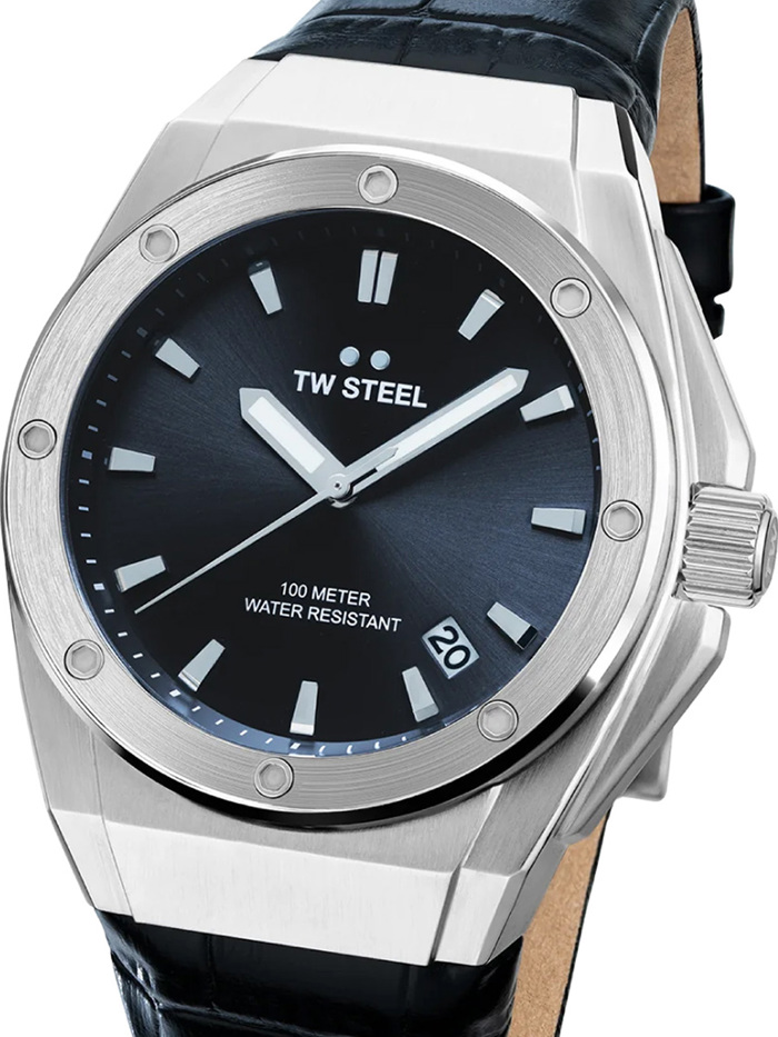 TW-Steel CEO Tech Roloi Batarias me Mavro Dermatino Louraki CE4108